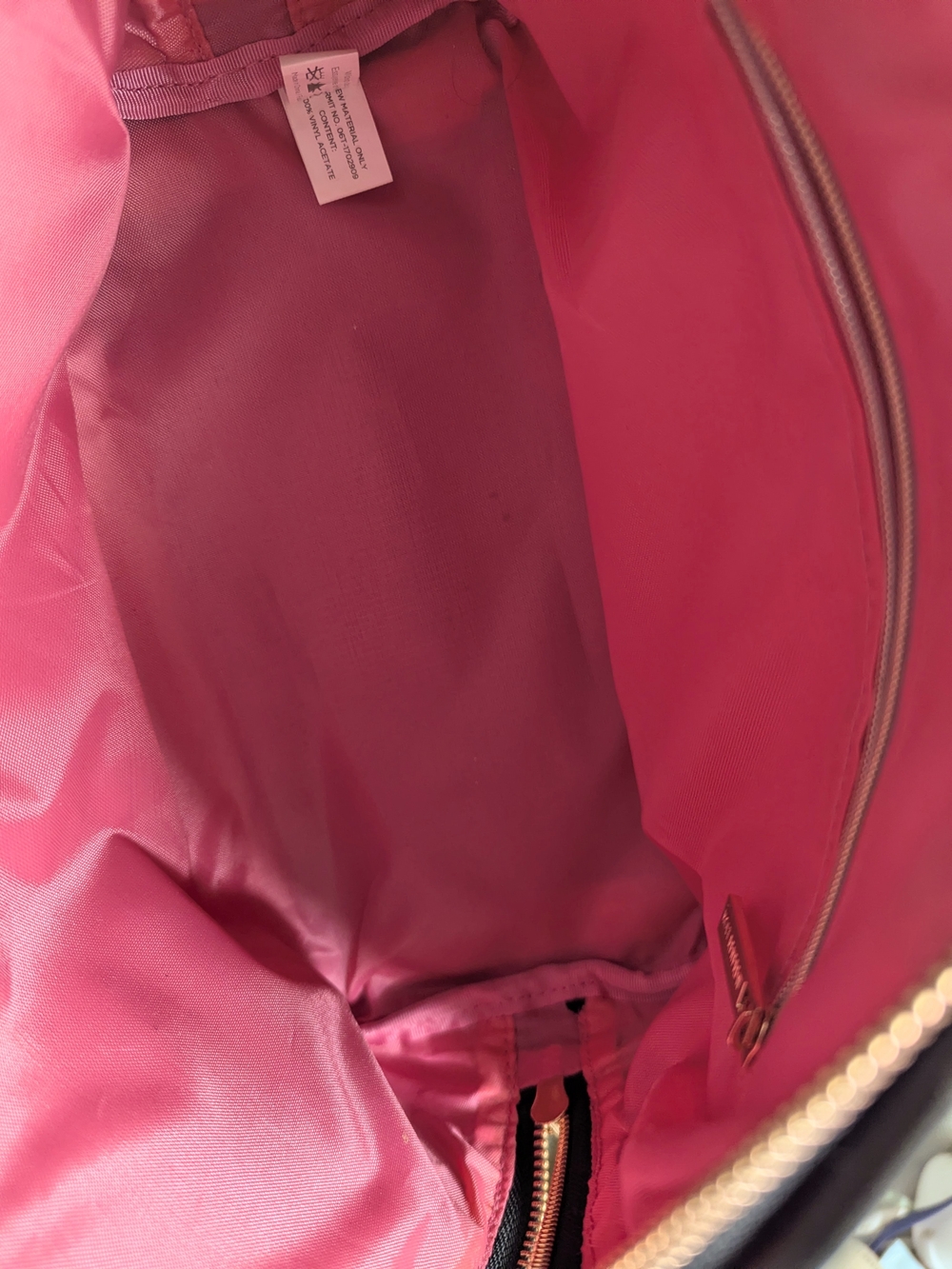 Holt Renfrew Patent Makeup Bag Glossy Quiet Luxury Minimalist Rose Gold - Picture 8 of 12